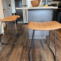 3 Bar Stool Set 