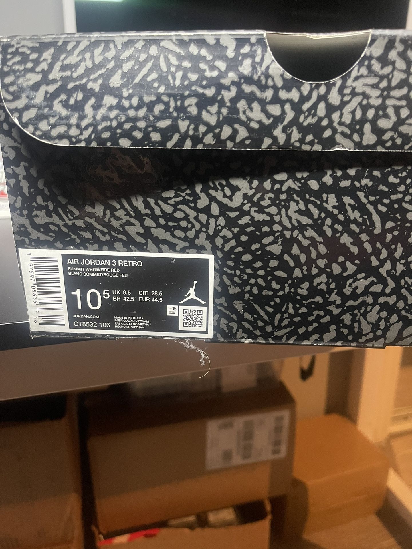 Air Jordan Retro 3 Sz. 10.5
