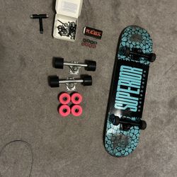 Skateboard