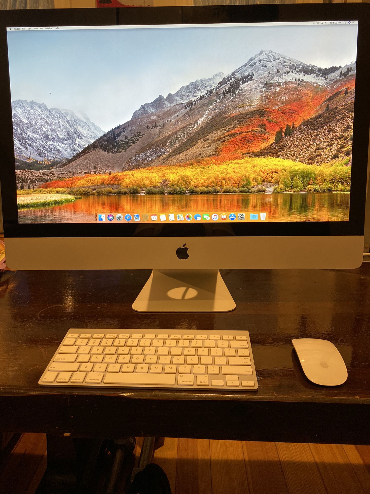 iMac (27-inch,mid 2010)
