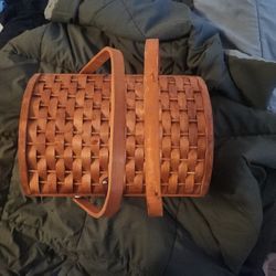 Vintage Picnic Basket. 
