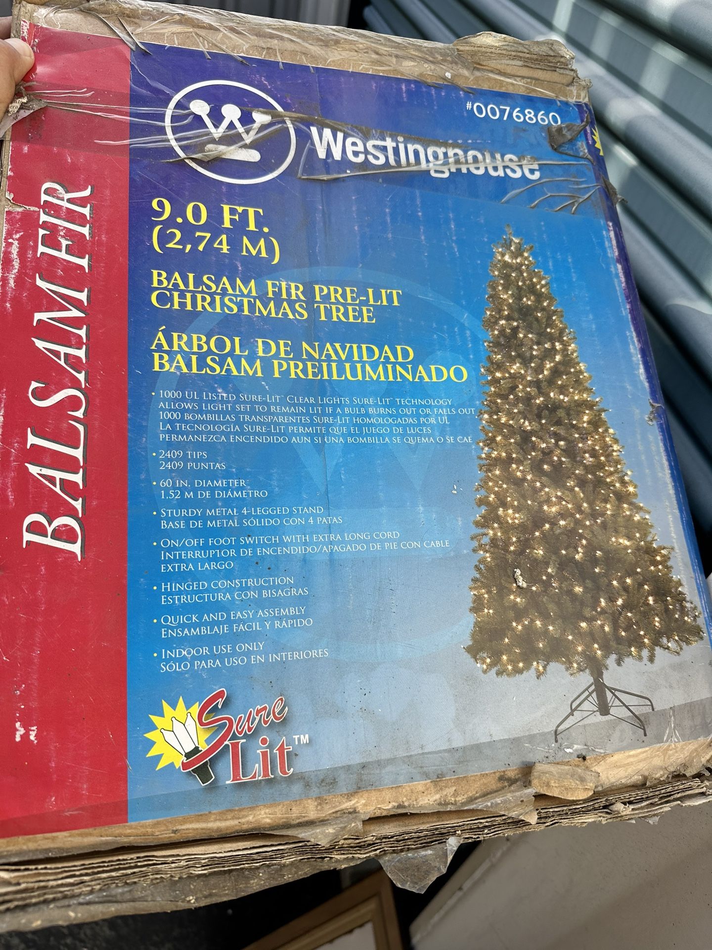 New Westinghouse Christmas 9ft Tree