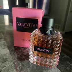 Valentino Born in Roma Donna