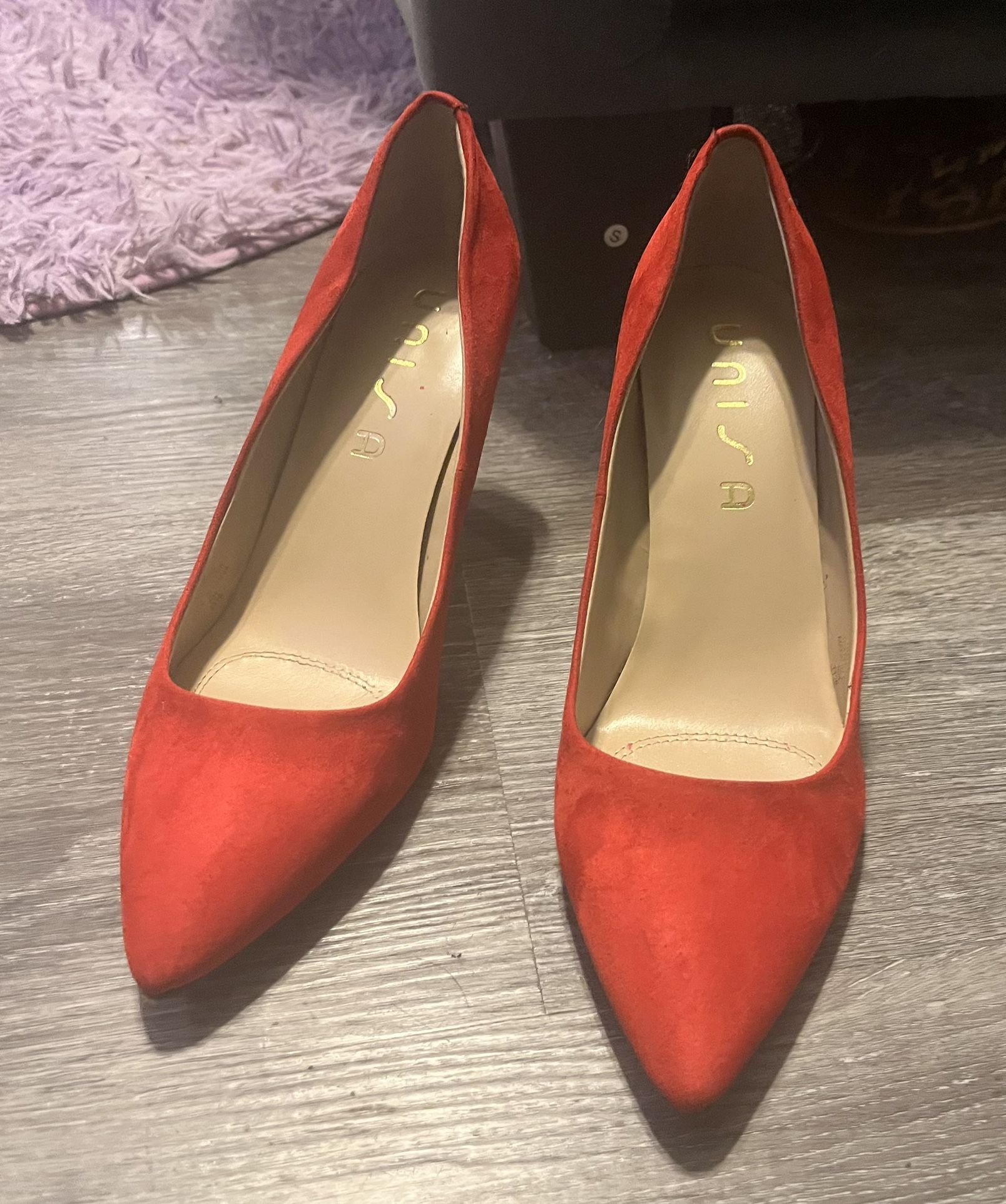 Women’s Pumps 