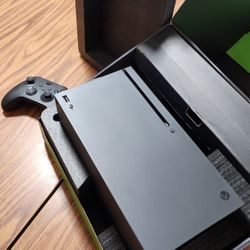 Xbox Series X 1TB SSD New Open Box Complete 