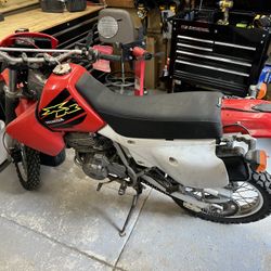 2000 Honda XR650L. 