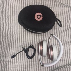 Rose Gold Beats Solo3