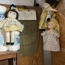 3 Antique Dolls  80$