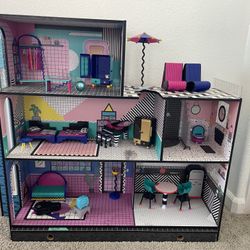 LOL Doll House