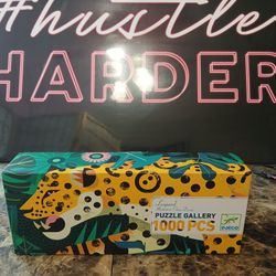 leopard Puzzle & Poster by Djeco NEW Open Box 1000  Piece Puzzle Gallery 

Unwind with the leopard Jigsaw Puzzle by Djeco, a delightful challenge for 