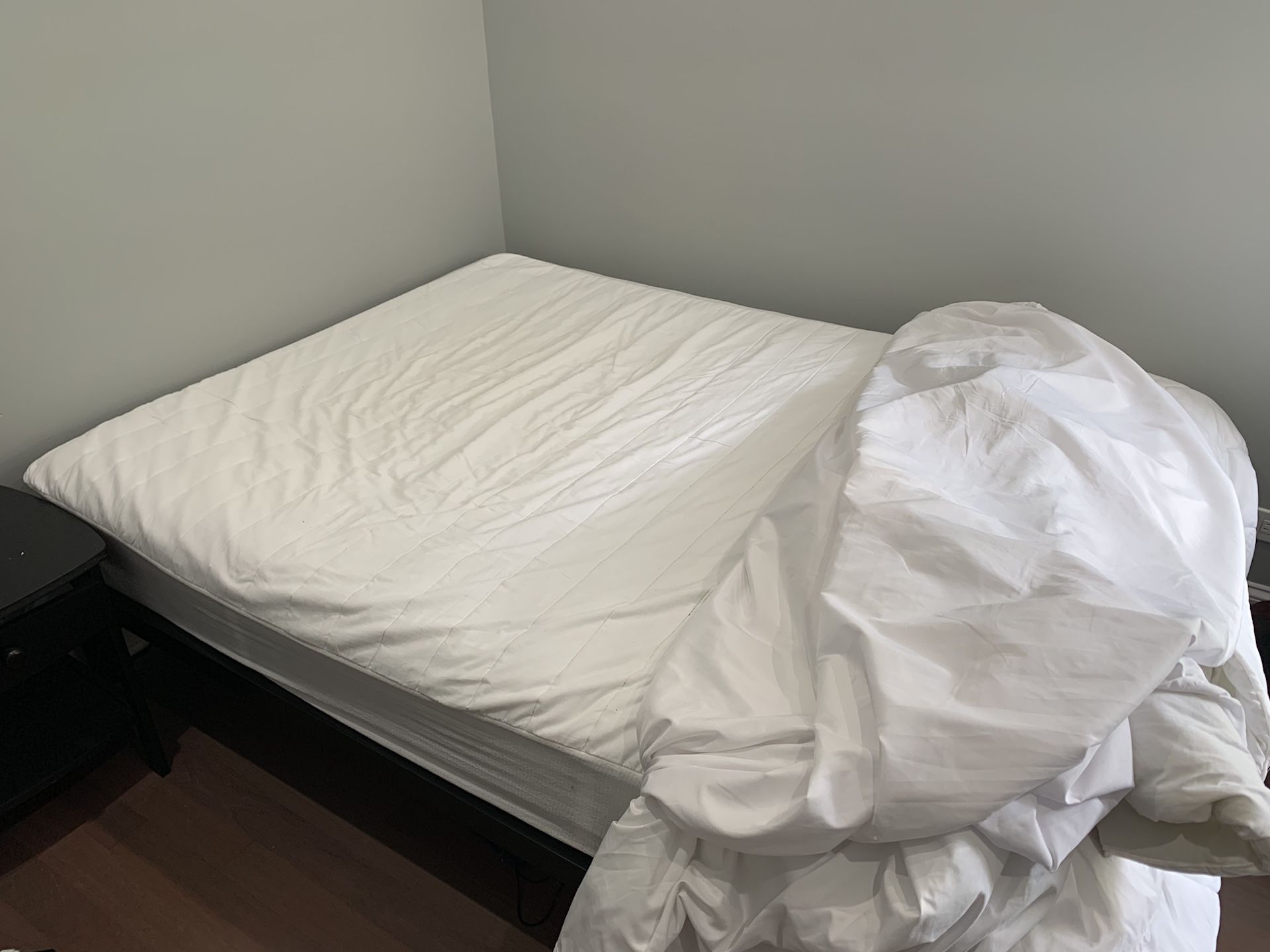 Pack bedroom furtinure