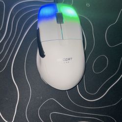 Roccat Kone Pro Air Ergonomic High Performance Wireless/can Be Wired: And Bluetooth Gaming Mouse, White