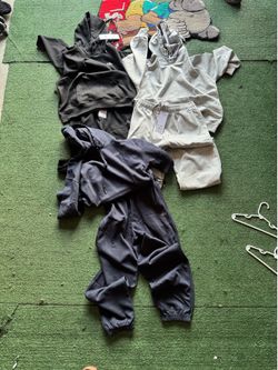 Alo sweatsuits