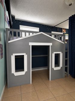 Furniture of America Twin House Loft Bed – Playhouse Style – Gray/White