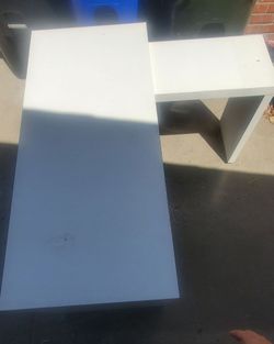 Great Ikea desk - Free