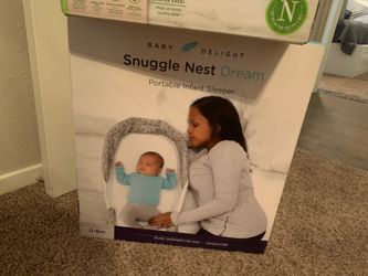 Snuggle nest portable sleeper