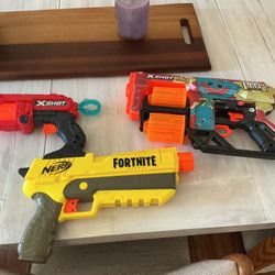3 Nerf Guns 
