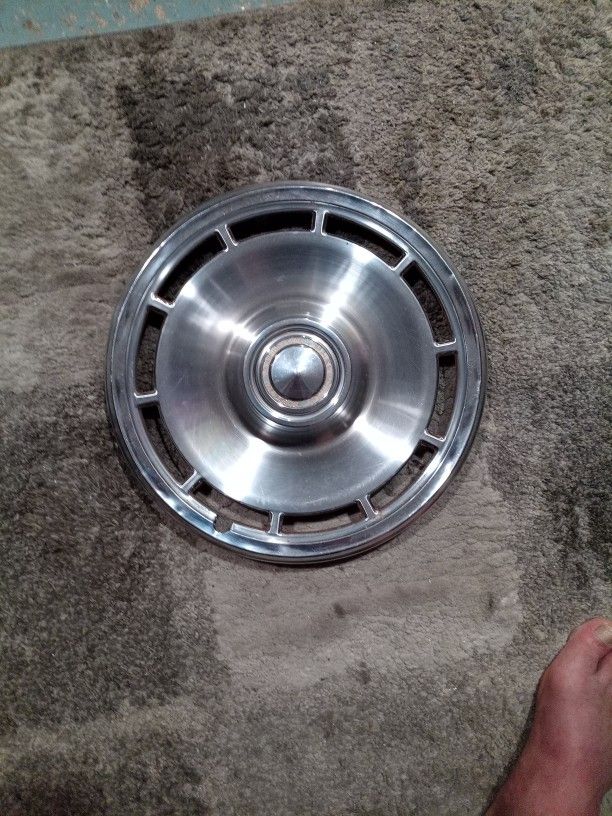 Vintage Chevy Hubcap