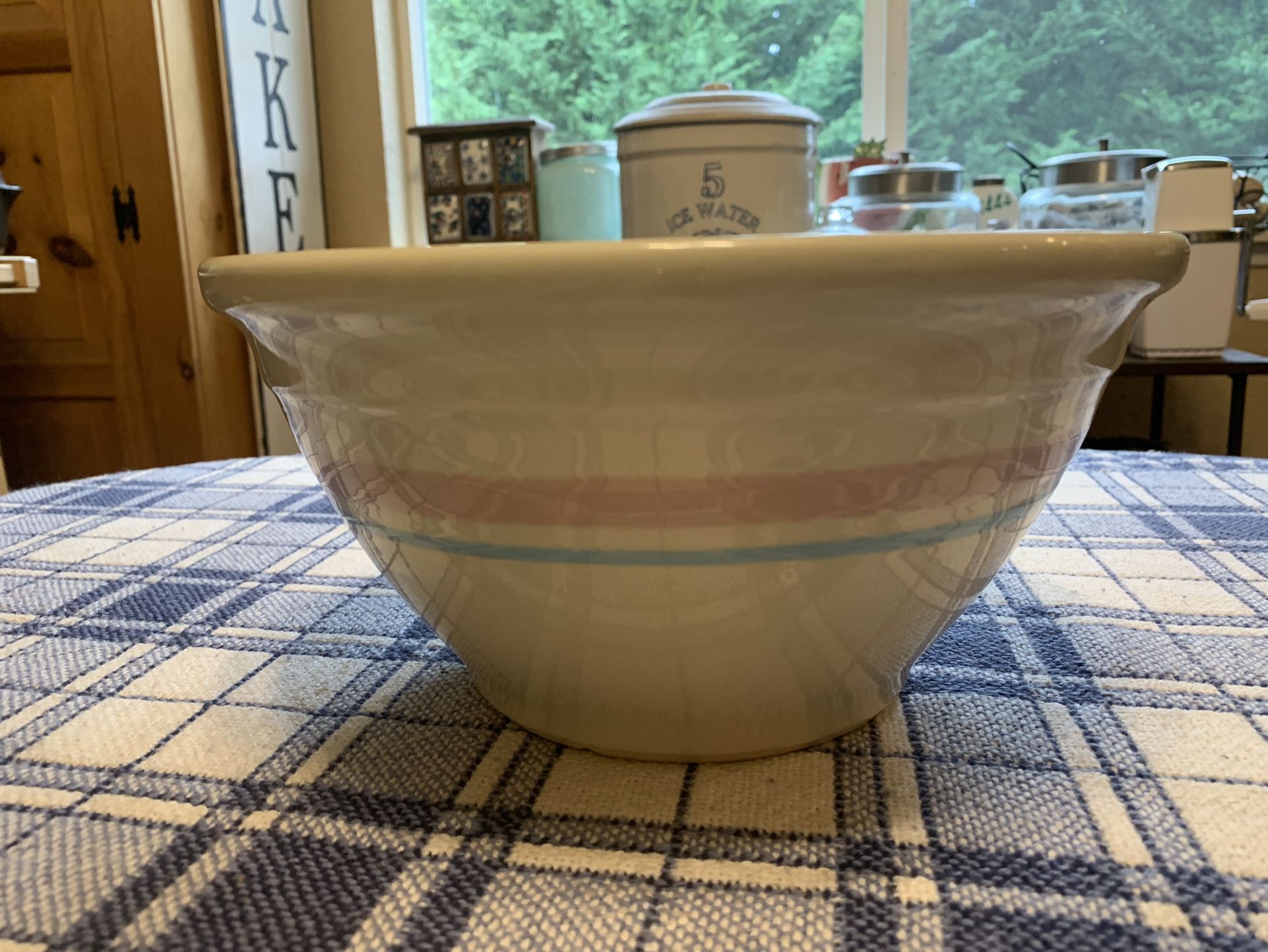 Roseville Pottery  McCoy  Memories  Large Mixing Bowl