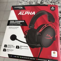 HYPER Cloud Alpha Headset