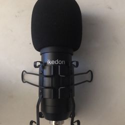 Very Nice Studio Microphone With Clamp Only $50