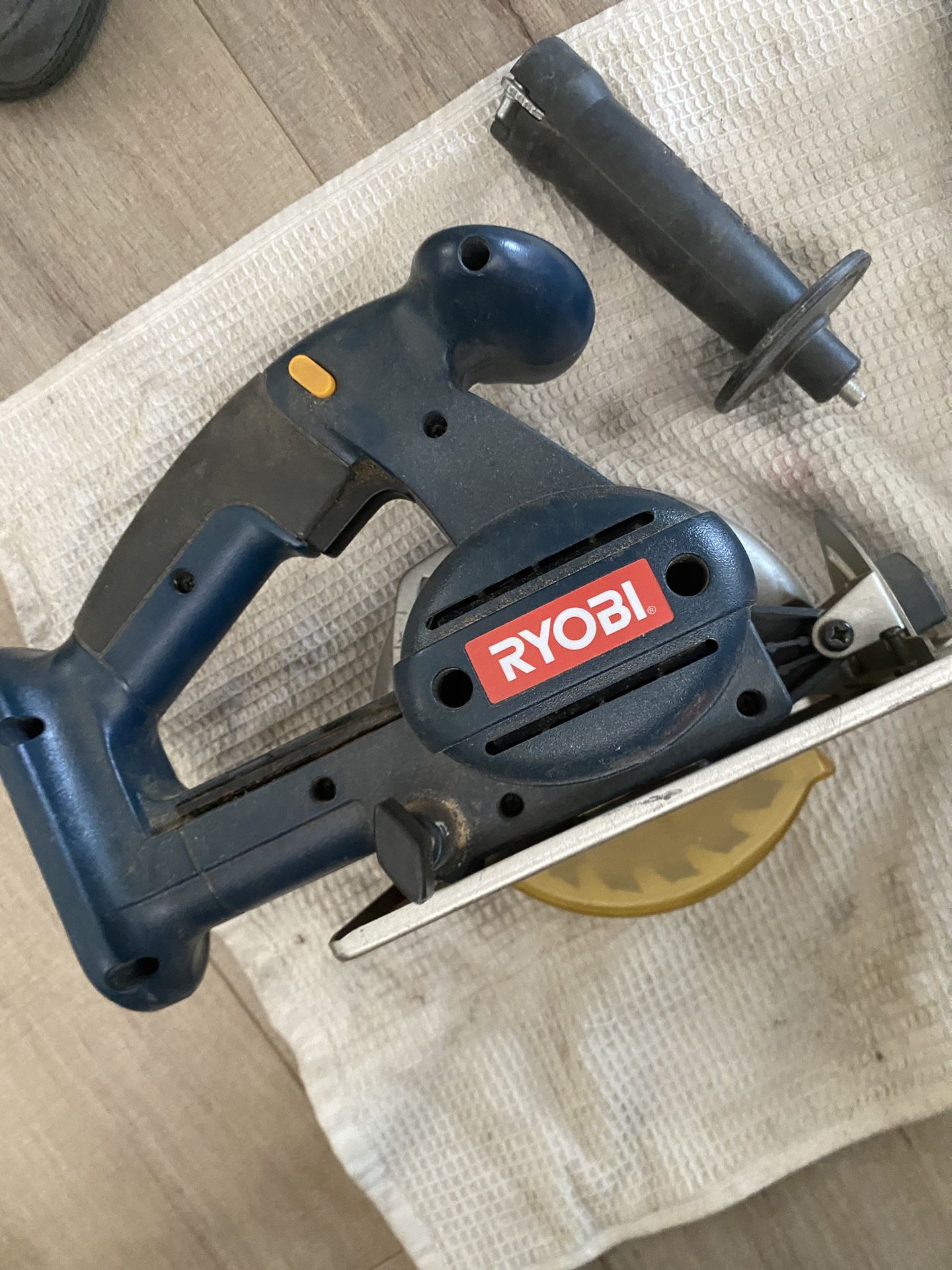 RYOBI saw