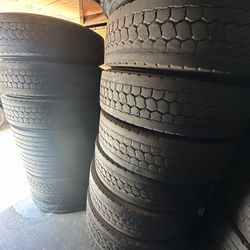 295/75R22.5 Tire Casins