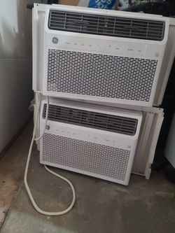 GE - 700 Sq. Ft. 14000 BTU Smart Window Air Conditioner