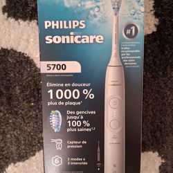 Phillips sonicarw toothbrush