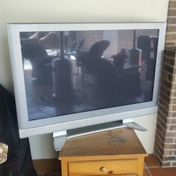 WORKING! Panasonic 50” Plasma TV (working)