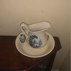 Vintage Pour Set