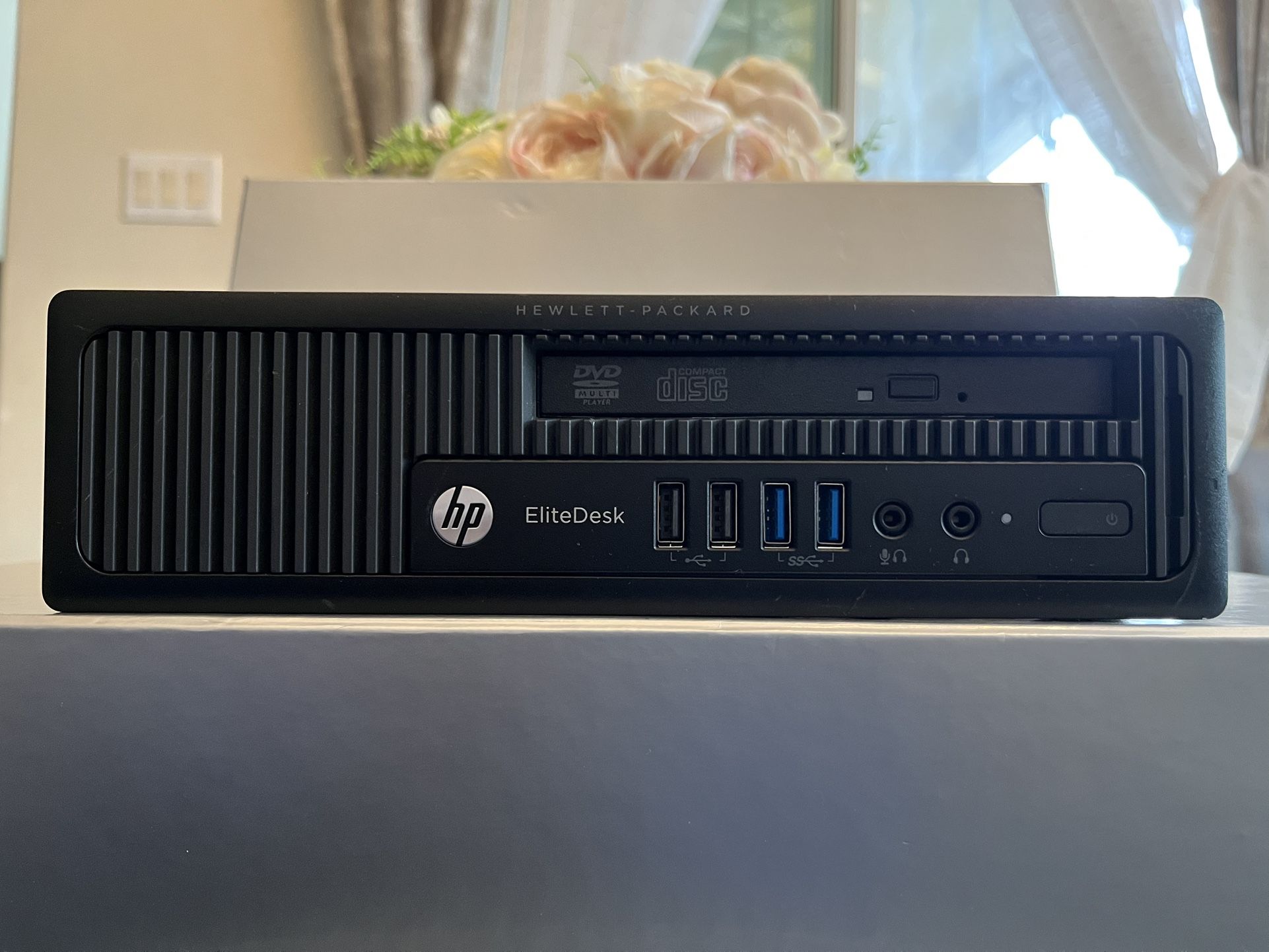 HP EliteDesk 800 G1 Desktop Intel Core i7 256GB SSD 16GB RAM Windows 11 and Office - $129