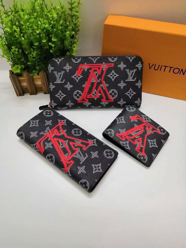 Louis Vuitton Mens Wallet Combo! for Sale in Los Angeles, CA - OfferUp