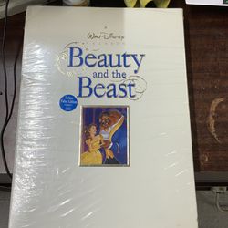 Walt Disney Beauty and the Beast Deluxe Collector's Edition Box Set – 1992 Vintage Disney Magic for True Fans!