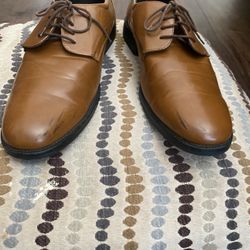 VAN HEUSEN Men’s Larry Dress Shoes Light Cognac Brown Size 11