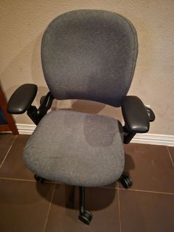 STEELCASE  OFFICE CHAIR