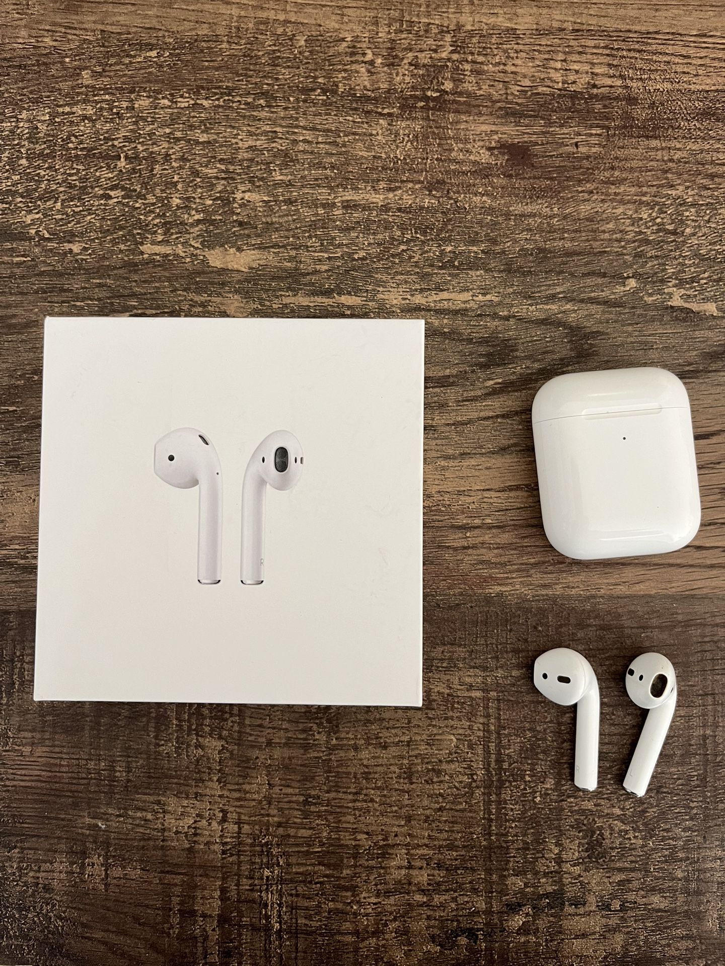 Apple AirPods 2