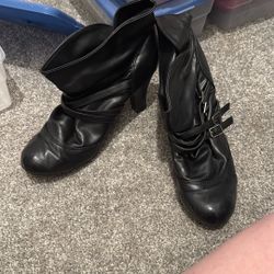 Black Boot Heels With Buckles 