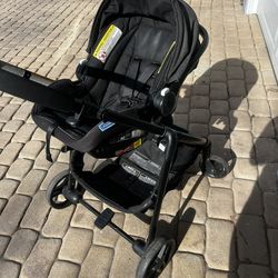 Great Condition Stroller With Car Sear And Stroller