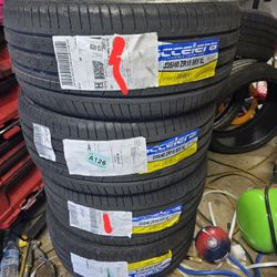Accelera lota EVT 235 40zr18 tires