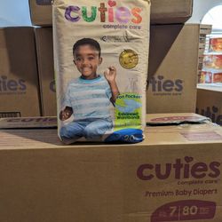 Cuties Size 7 Diapers 