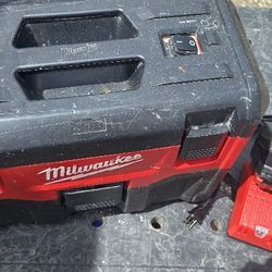 Milwaukee Vaccum 