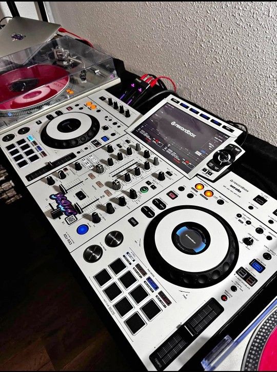 Pioneer Dj-xdj-rx3 Controller