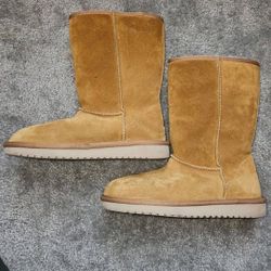 Uggs Koolaburra  Size 8