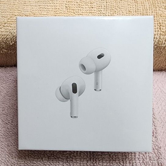 Apple Airpod Pros 2nd Generation With MagSafe Wireless Charging