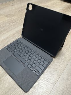 Logitech Combo Touch 5 Gen