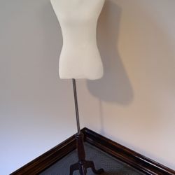 Adjustable Female Mannequin 