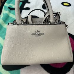 Crossbody coach purse