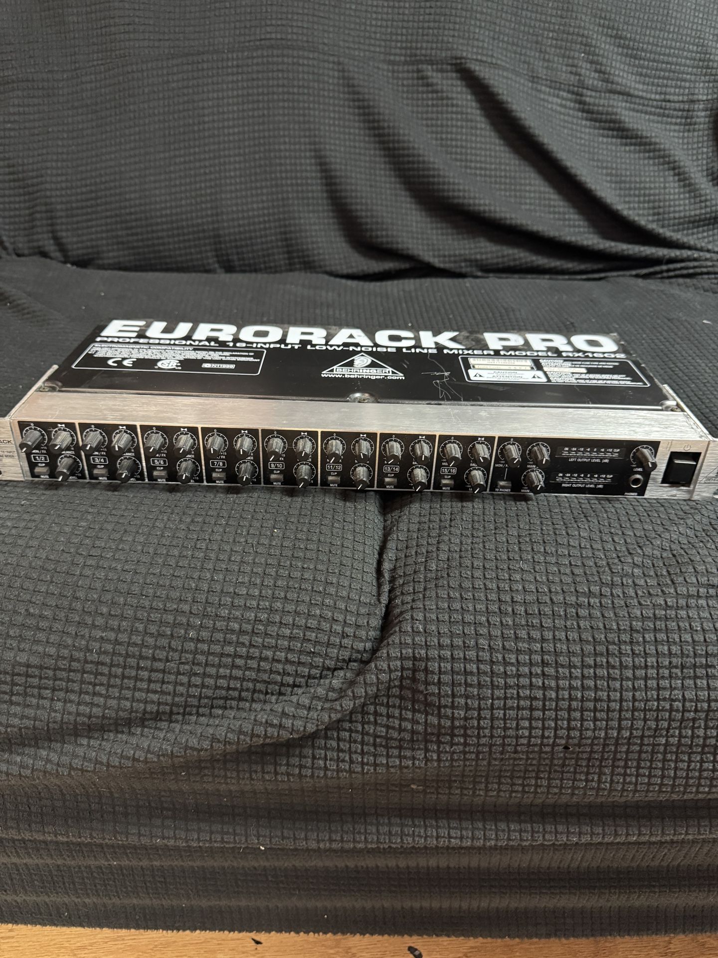 Behringer RX1602