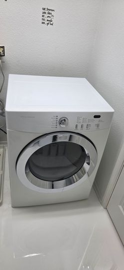 $ 150  dls Like New / como Nueva  Frigidaire Affinity  gas dryer